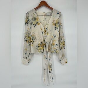 Adelyn Rae Floral  Blouse -‎ Cream and Yellow Size M- NWOT